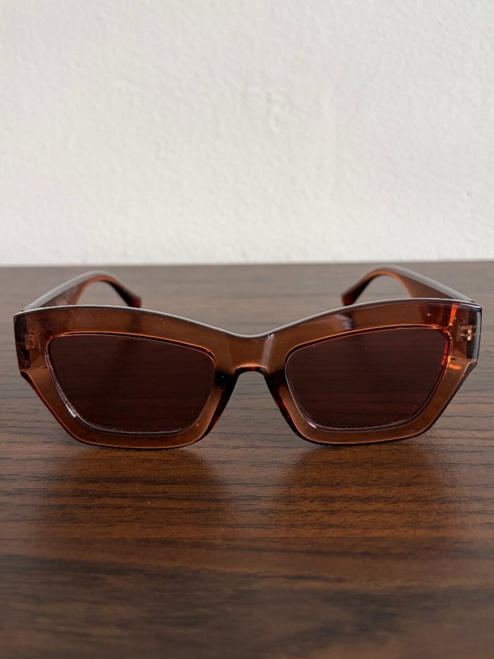 Cat eye sunglasses